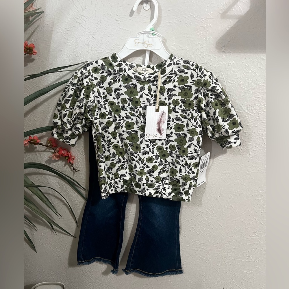 Jessica Simpson 2 piece set